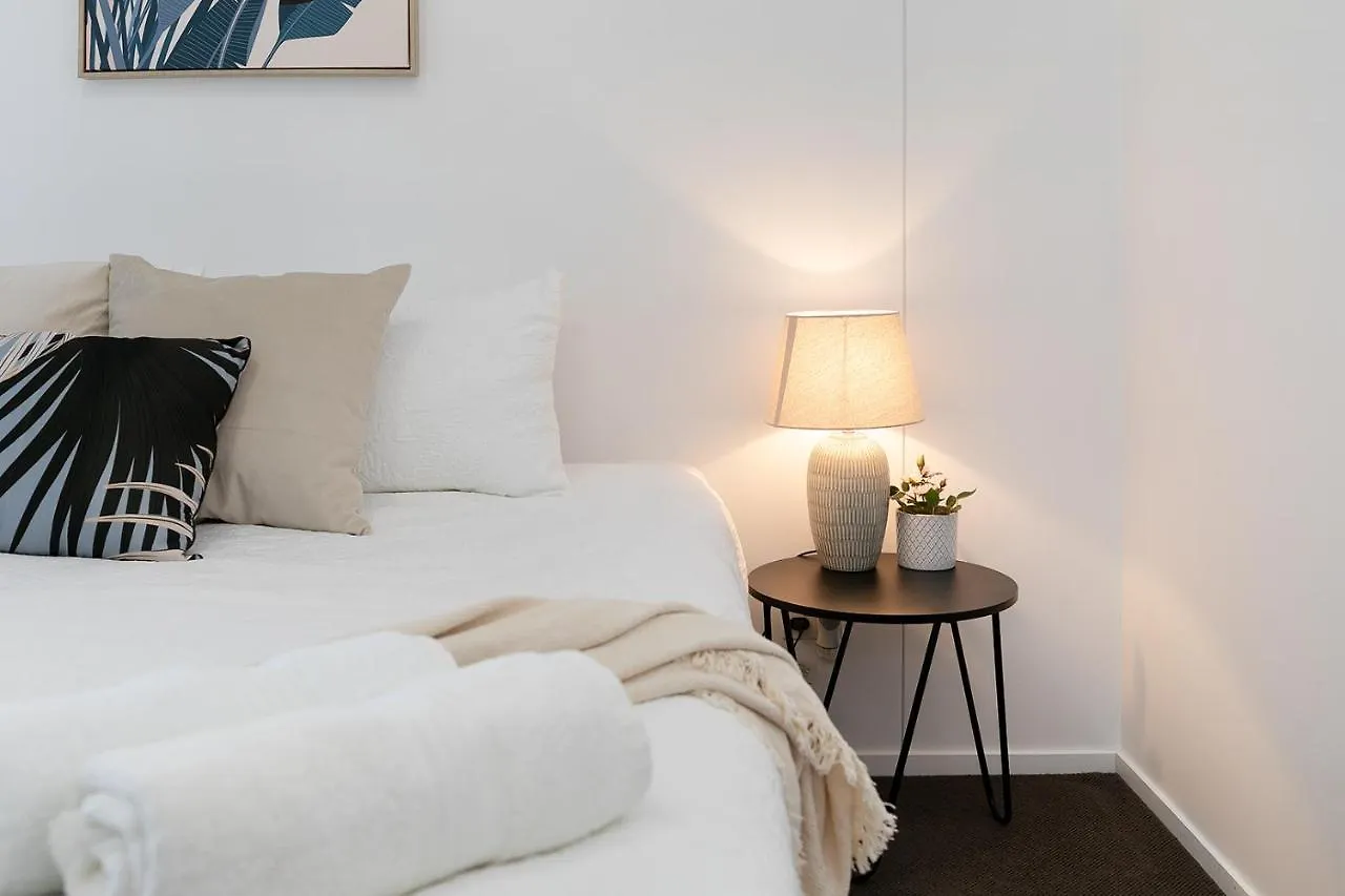 Amazing River View - 3 Bedroom Apartment - Brisbane Cbd - Netflix - Fast Wifi - Carpark